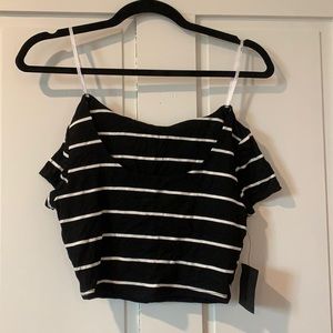 Lulus nwt matching set, crop top and skirt size small